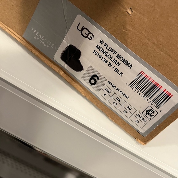 Momma Mongolian uggs - Picture 4 of 5